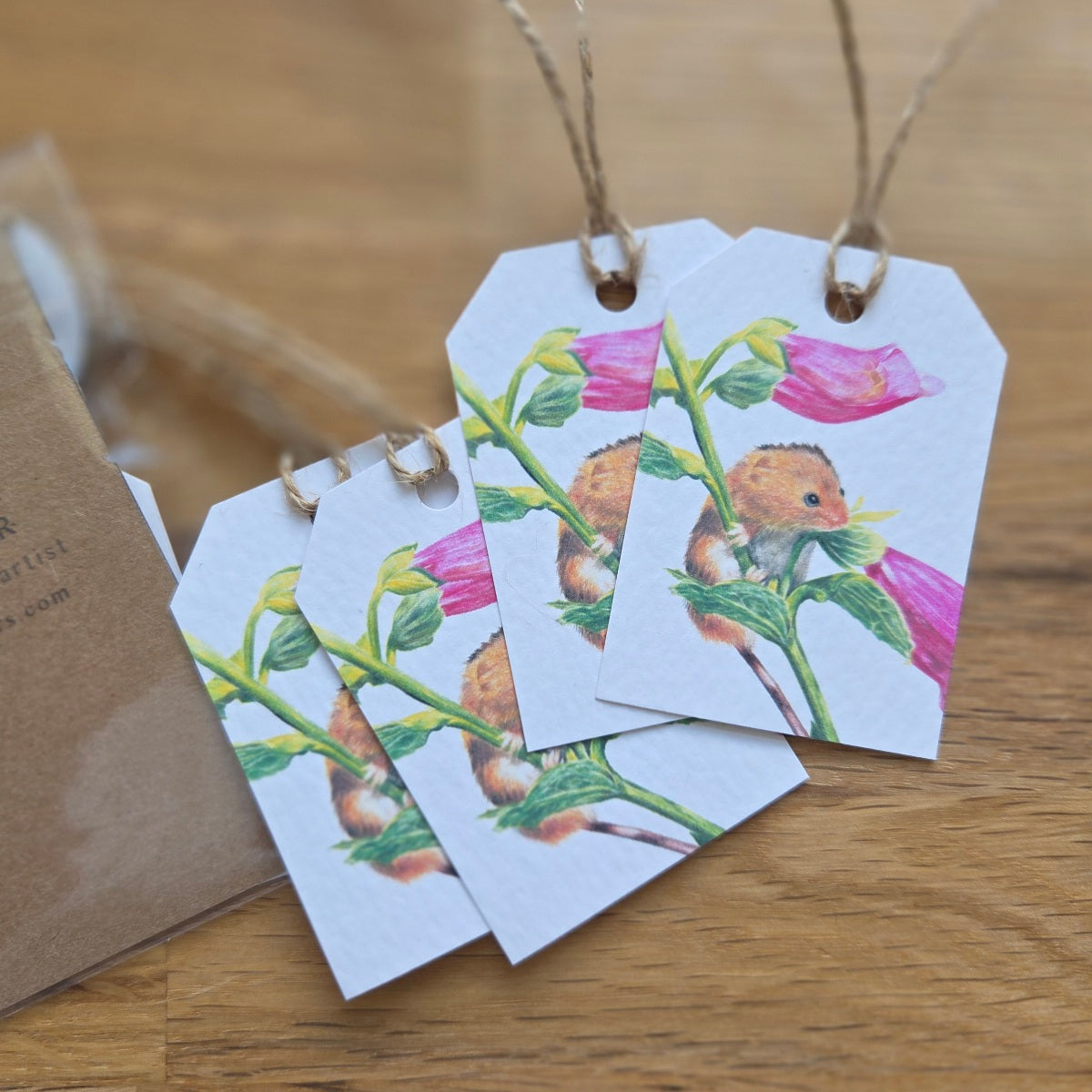 Set of 4 gift tags: mouse and foxglove