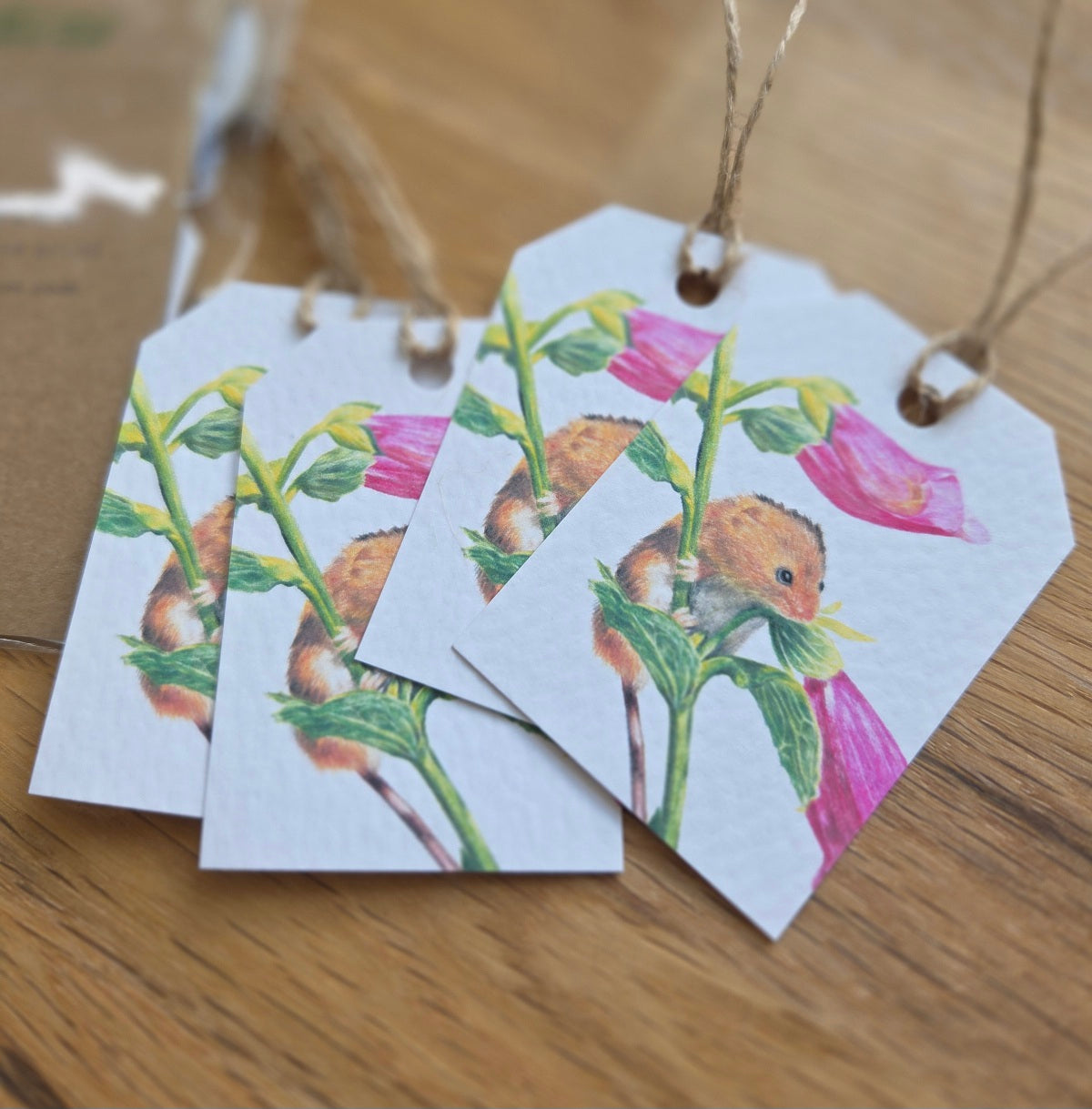 Set of 4 gift tags: mouse and foxglove