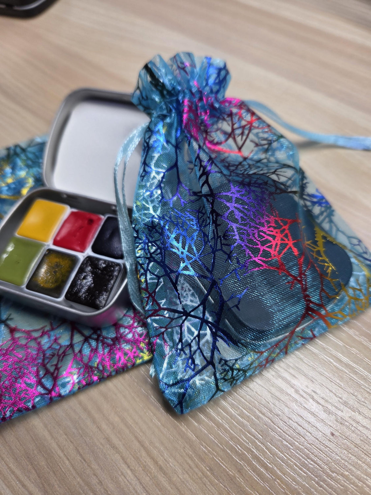 Handmade vegan watercolour paint tin | 6 half pans | mix and match