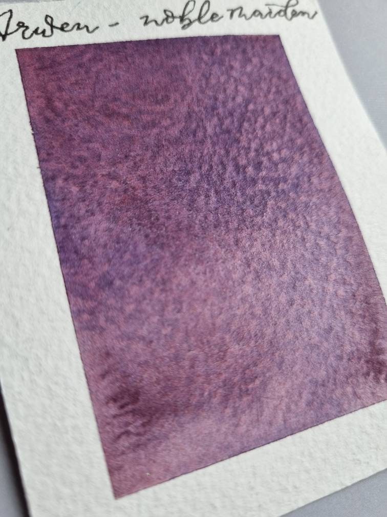 Handmade watercolour paint | granulating/separating purple/pink/blue | Arwen - noble maiden | gift for artist | PRE ORDER